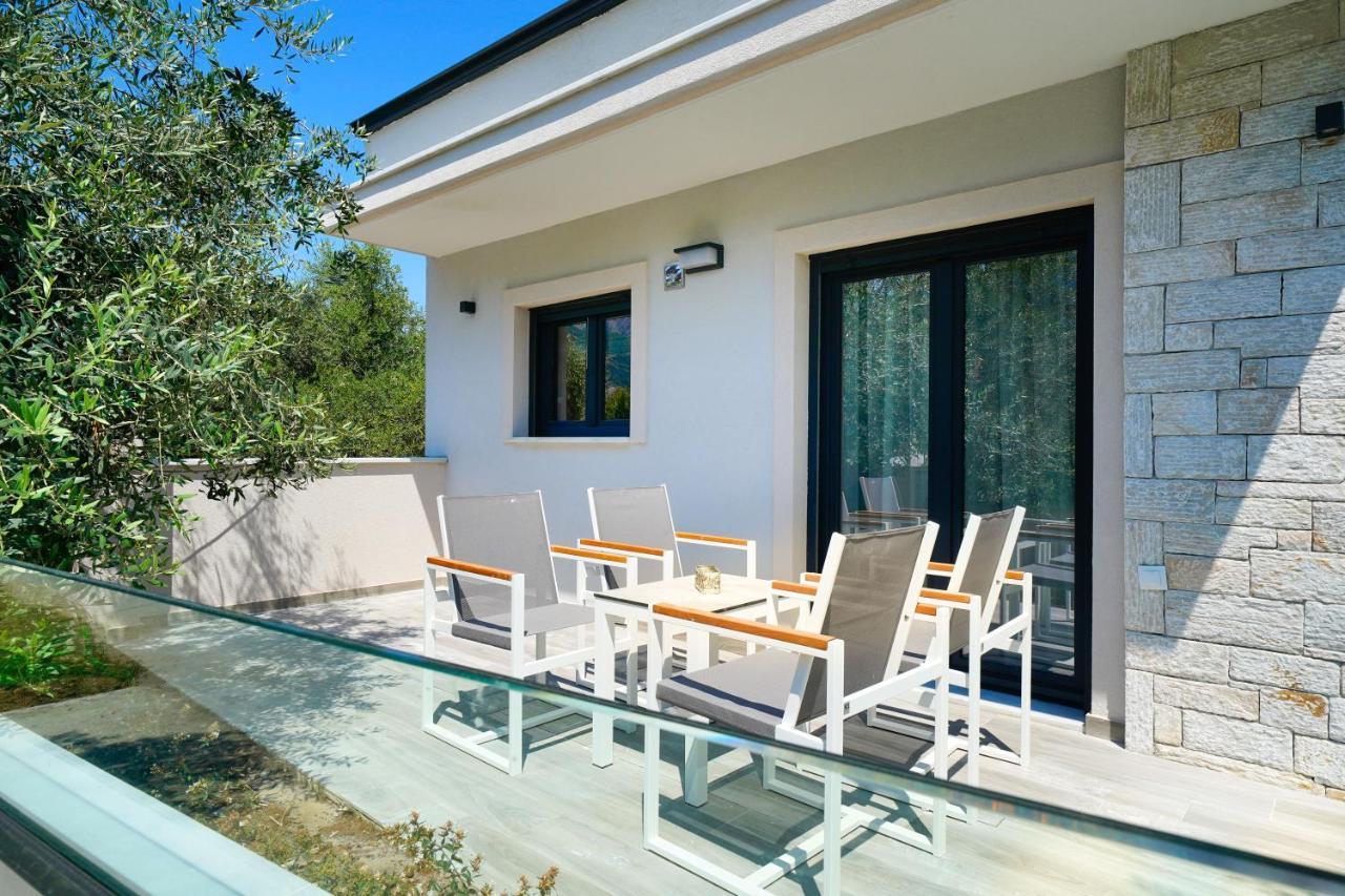 סקאלה פוטאמיאס Ilias Suites מראה חיצוני תמונה